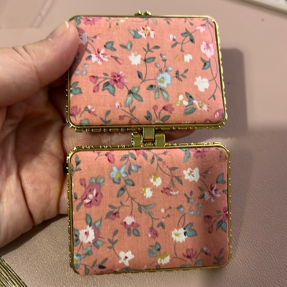 NEW Floral pocket compact mirror, ROUND, pink - Picture 11 of 11